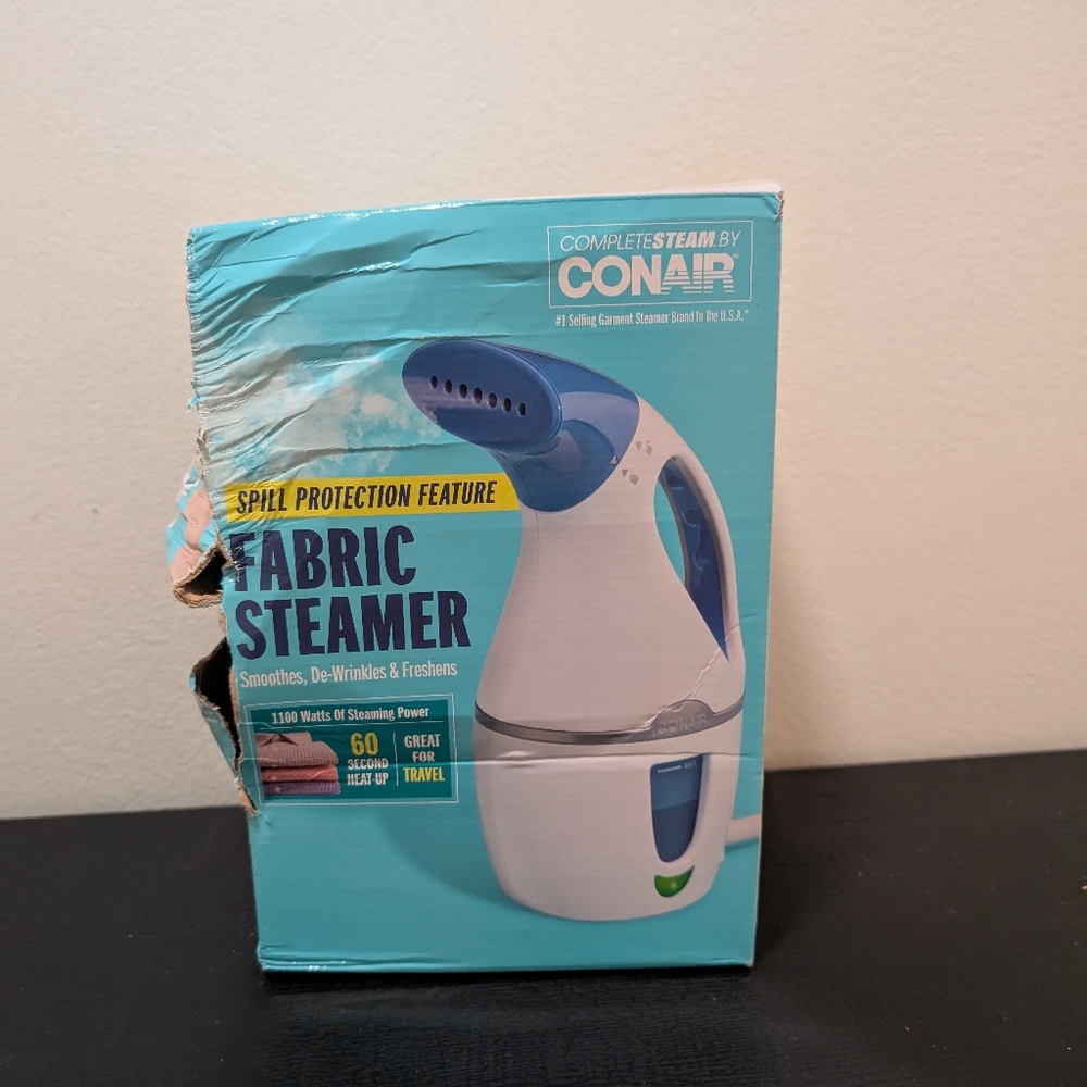 Blue and White Fabric Steamer